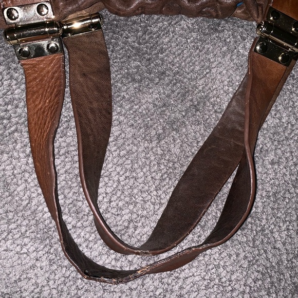 Marc by Marc Jacobs monogram embossed leather bag - Picture 7 of 8